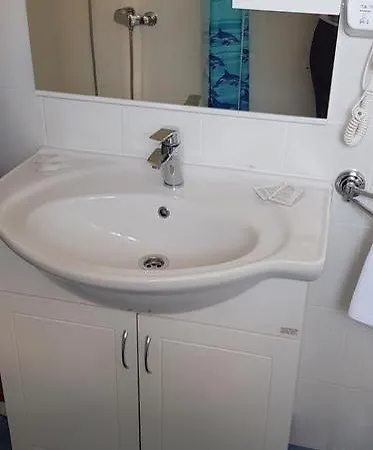 Apartament In With Seaview, Terrace, Air Condition, Wifi *